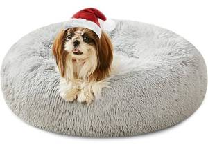 lot 300279 image: Western Home Faux Fur Dog Bed