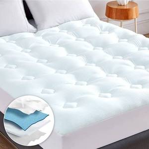 lot 300303 image: Hansleep Memory Foam Mattress Topper King