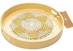 lot 300330 image: Round seagrass woven tray