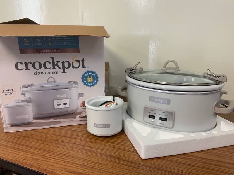 Crock-Pot - Crockpot 7 qt. Programmable Slow Cooker with Locking Lid and  Little Dipper - Mushroom - Venue Marketplace