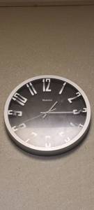 lot 18030 image: Westclox Wall-Mount Clock