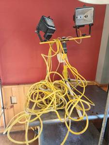 lot 18083 image: Yellow Shop Light with 50ft Extension Cord