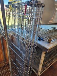 lot 18088 image: 5 Tier Metro Shelf