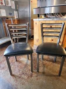 lot 18162 image: Lot of 2 Metal Chairs with Black Cushioned Seat