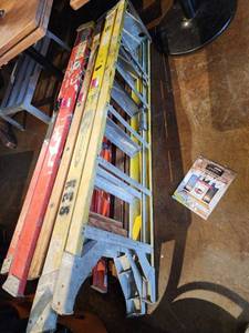 lot 18226 image: Werner 6ft Ladder Yellow