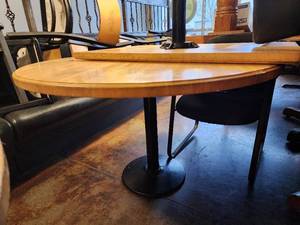 lot 18253 image: PlyMold Light Wooden 4ft Round Table With Metal Base
