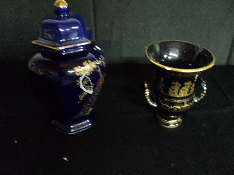 lot 4035 image: (2) ct. lot urn style vases (1) Cobalt Blue w lid, (1) Black and Gold Greek Style w 14 K gold trim