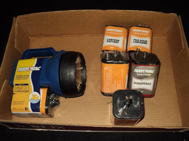 lot 4084 image: Mixed lot Ray-O-Vac floating Lantern and (6) 6-volt batteries