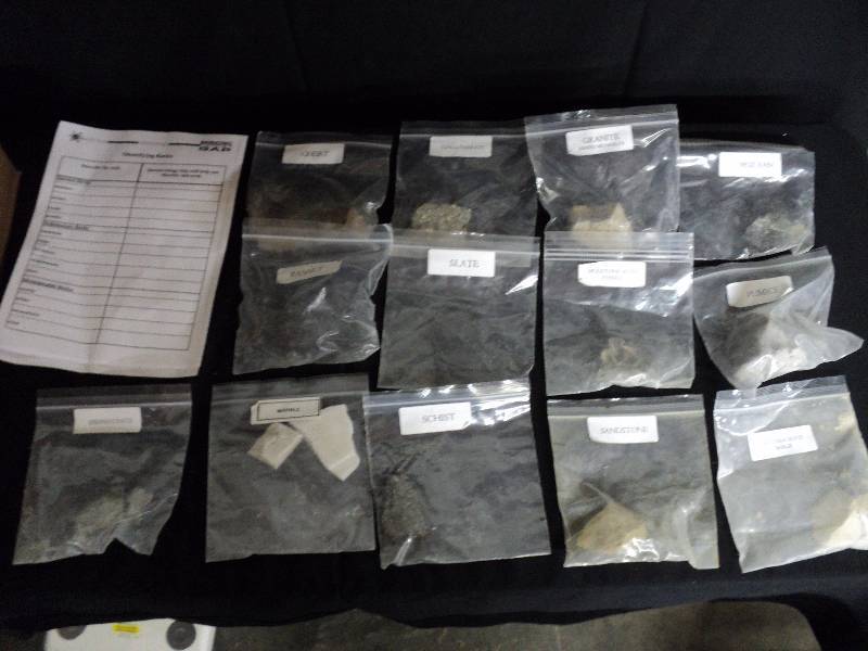 lot 4111 image: Rock Sorting Geology Teaching Kit with 13 rock samples and observation sheet