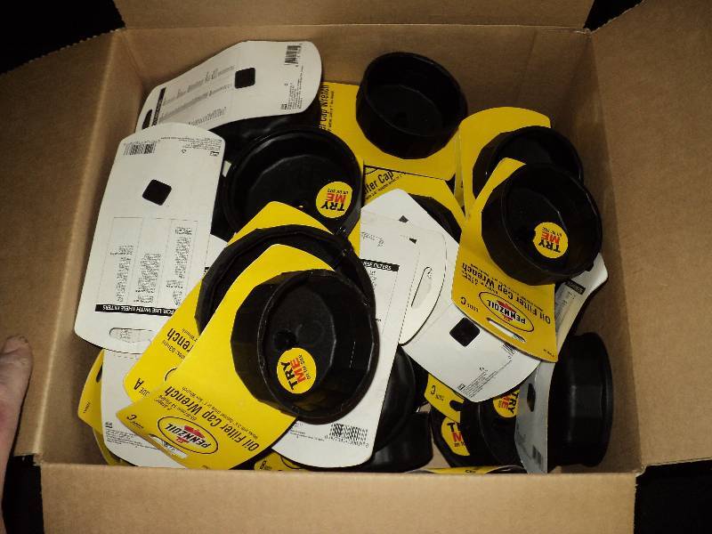 lot 4127 image: (1) case of 32 new Pennzoil Oil Filter Cap Wrenches, 38 ratchet drive A,B,C,D sizes