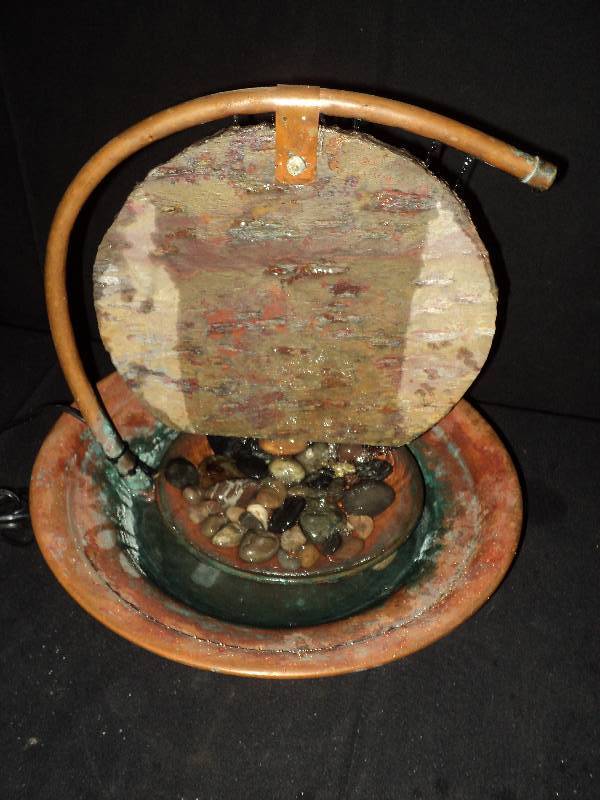 lot 4135 image: Copper and stone table top fountain with pebbles- Works 15 diameter x 15 tall