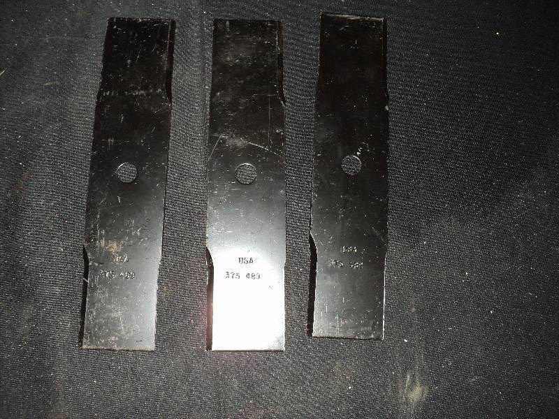 lot 4155 image: (3) ct. lot edger blades PN 375-489