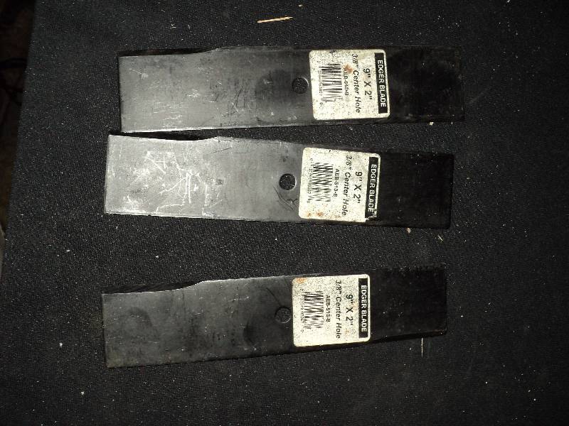 lot 4162 image: (3) ct. lot Edger Blades 9 x 2 w 38 center hole, AEB-513-B