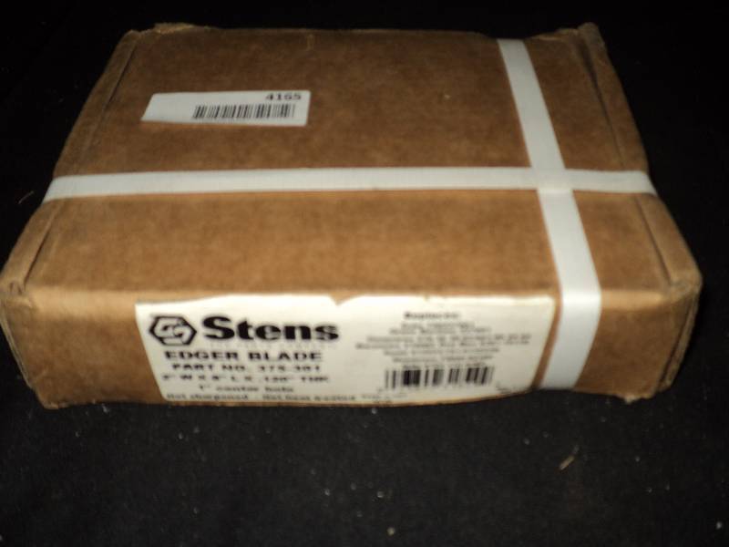 lot 4165 image: (1) case Stens edger blades PN 375-301, 25 blades per case