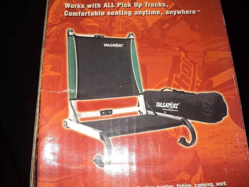 lot 4180 image: (2) ct. lot Tailgatorz Tail Gate Seat, works with all pick-up trucks (Color may vary from picture)