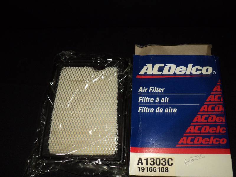 lot 4185 image: AC Delco Air Filters A1303C 19166108