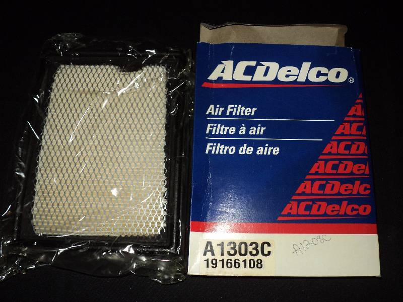 lot 4186 image: AC Delco Air Filters A1303C 19166108