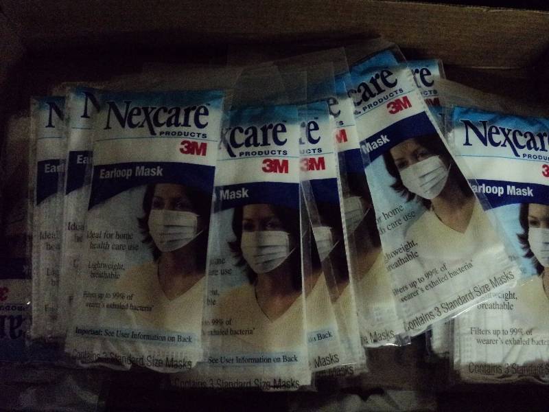 lot 4211 image: (25) ct. lot Nexcare 3M Ear loop Masks, each package contains 3 masks (3 x 25 75 masks total)