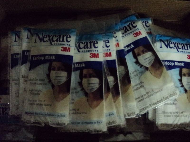 lot 4212 image: (25) ct. lot Nexcare 3M Ear loop Masks, each package contains 3 masks (3 x 25 75 masks total)