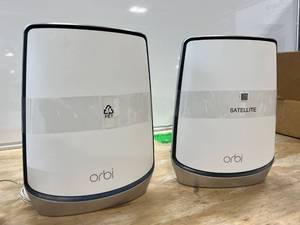lot 40807 image: $$ NETGEAR Orbi Whole Home Tri-band Mesh WiFi 6 System (RBK852)  Router with 1 Satellite Extender  Coverage up to 5,000 sq. ft., 100 Devices  AX6000 (Up to 6Gbps) , White, Retail $601