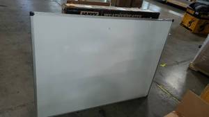lot 73448 image: 47x37 White Board