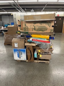 lot 10212 image: Miscellaneous Pallet
