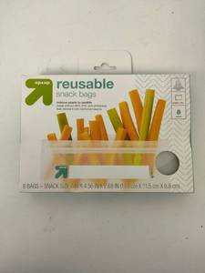 lot 55906 image: Snack Reusable Food Storage Bags - 8pk - up & up(quantity 6)