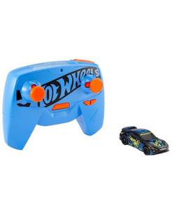 lot 56104 image: Hot Wheels Rc Car, Remote-Control 2017 Nissan Gt-r