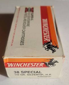 lot 1176 image: Winchester 38 Special 110 Grain Silvertip H.P. - 42 Cartridges X38S9HP