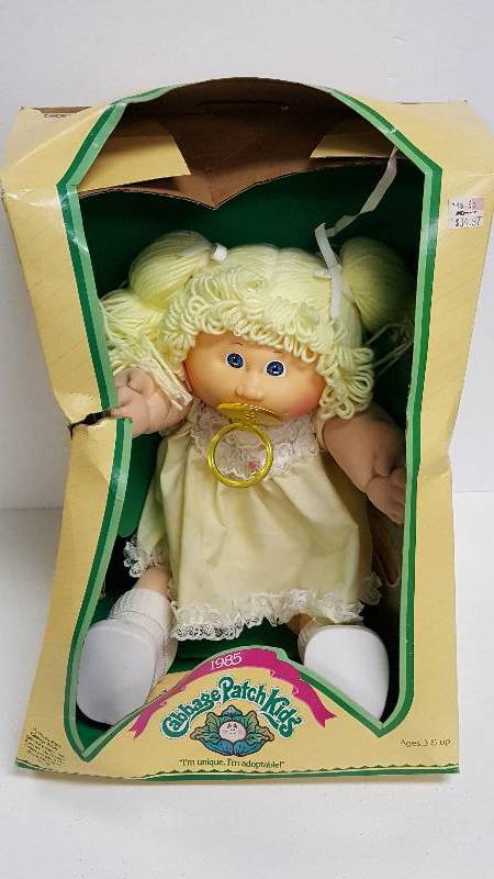 1985 cabbage patch kid in box
