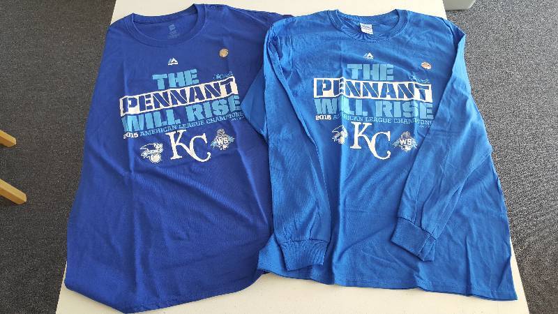 lot 1089T image: Kansas City Royals Mens World Series Postseason T-Shirts Size Large New with Tags