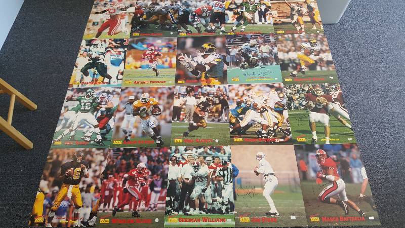lot 1089DDD image: Lot of 26 Signature Rookies Autographed 8x10 Jumbo Cards Mike Alstott Westbrook Toomer NCAA