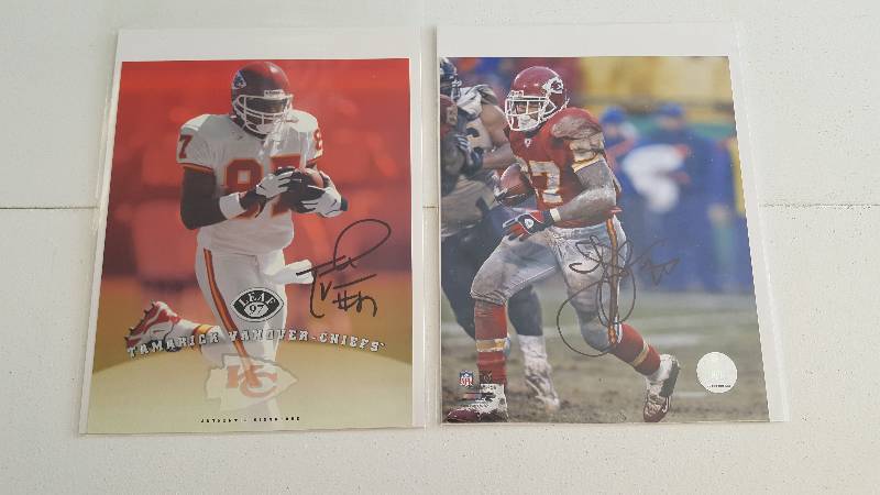 lot 1089FF image: 2 Signed Kansas City Chiefs 8x10 Photos Tamarik Vanover & Larry Johnson
