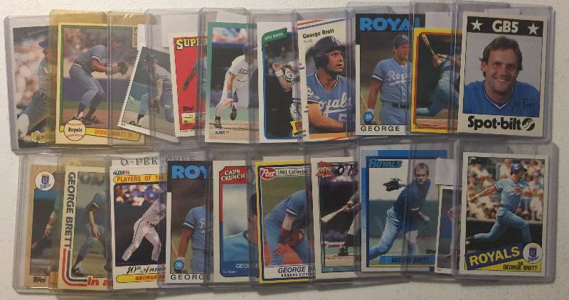 lot 1072 image: Lot of 21 Different George Brett Baseball Cards Topps Donruss Fleer 1980-93