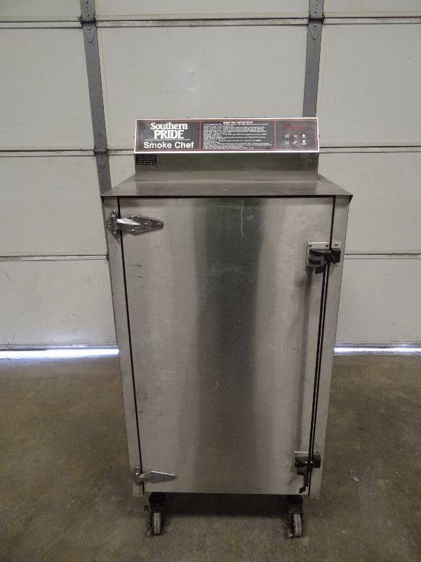 lot 994 image: Southern Pride Smoke Chef Upright Smoker