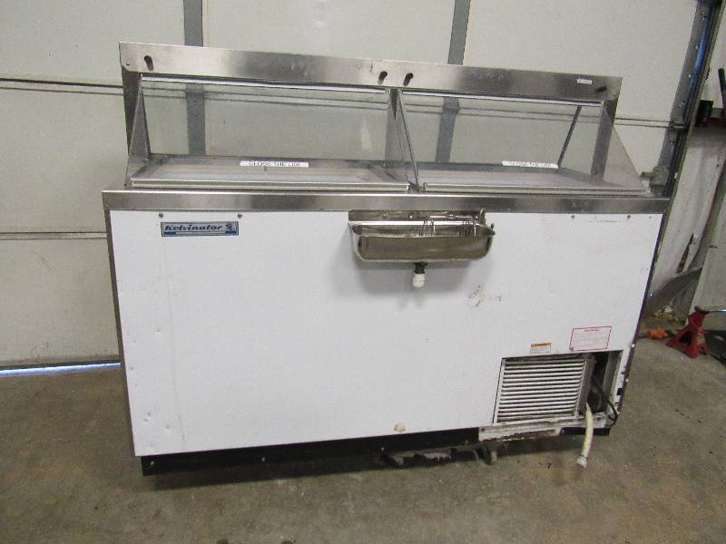 lot 1011 image: Kelvinator 67 Ice Cream Dipping Cabinet
