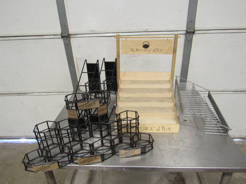 lot 1019 image: Lot Of Assorted Counter Top Creamer Holders