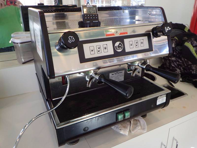 lot 1040 image: La Pavoni Commercial Counter Top Expresso Machine