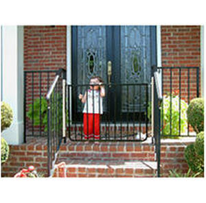 lot 66305 image: Cardinal Gates Stairway Special Child Safety Gate Retail $79.99