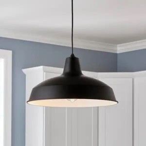 lot 66308 image: Hampton Bay Lighting 1-Light Black Warehouse Pendant Hanging Light with Metal Shade, Matte Black (AF-1032RBK) (B09KQXSHPB) -Retail $39.97