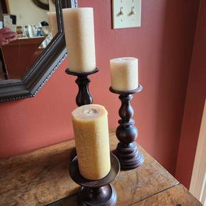 lot 1010 image: Set of 3 wood candleholders tallest is 18