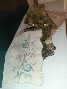 lot 1107 image: Table runners