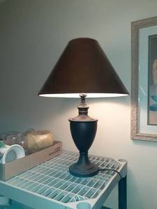 lot 1125 image: Table lamp. Approximately 22 tall