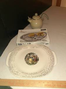 lot 1127 image: (2) Platters and a tea pot