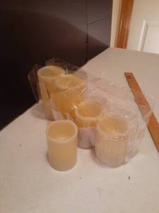 lot 1135 image: Battery operated candles