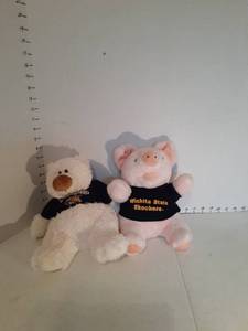 lot 1158 image: (2) WSU souvenir stuffed animals. (1) bear and the other a pig