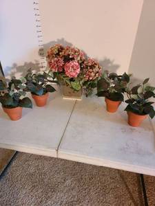 lot 2008 image: Artificial floral decor and greenery, tallest is 11