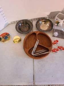 lot 2013 image: Teakwood nut bowl, silverplate bowls, more