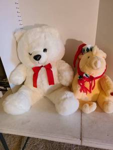 lot 2033 image: Stuffed bear and holiday pig