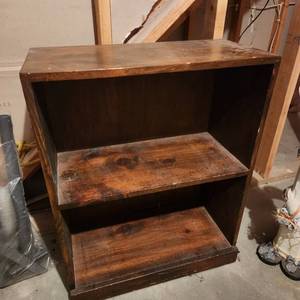 lot 2101 image: Wood shelf 30 x 24 x 11